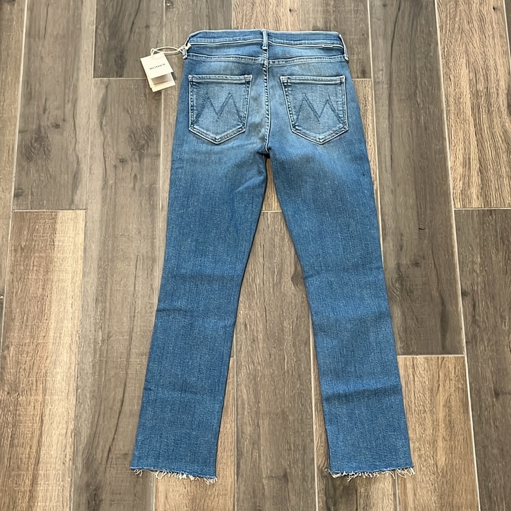 NWT MOTHER The Mid Rise Dazzler Ankle Fray Jeans Size 26 - Picture 11 of 12